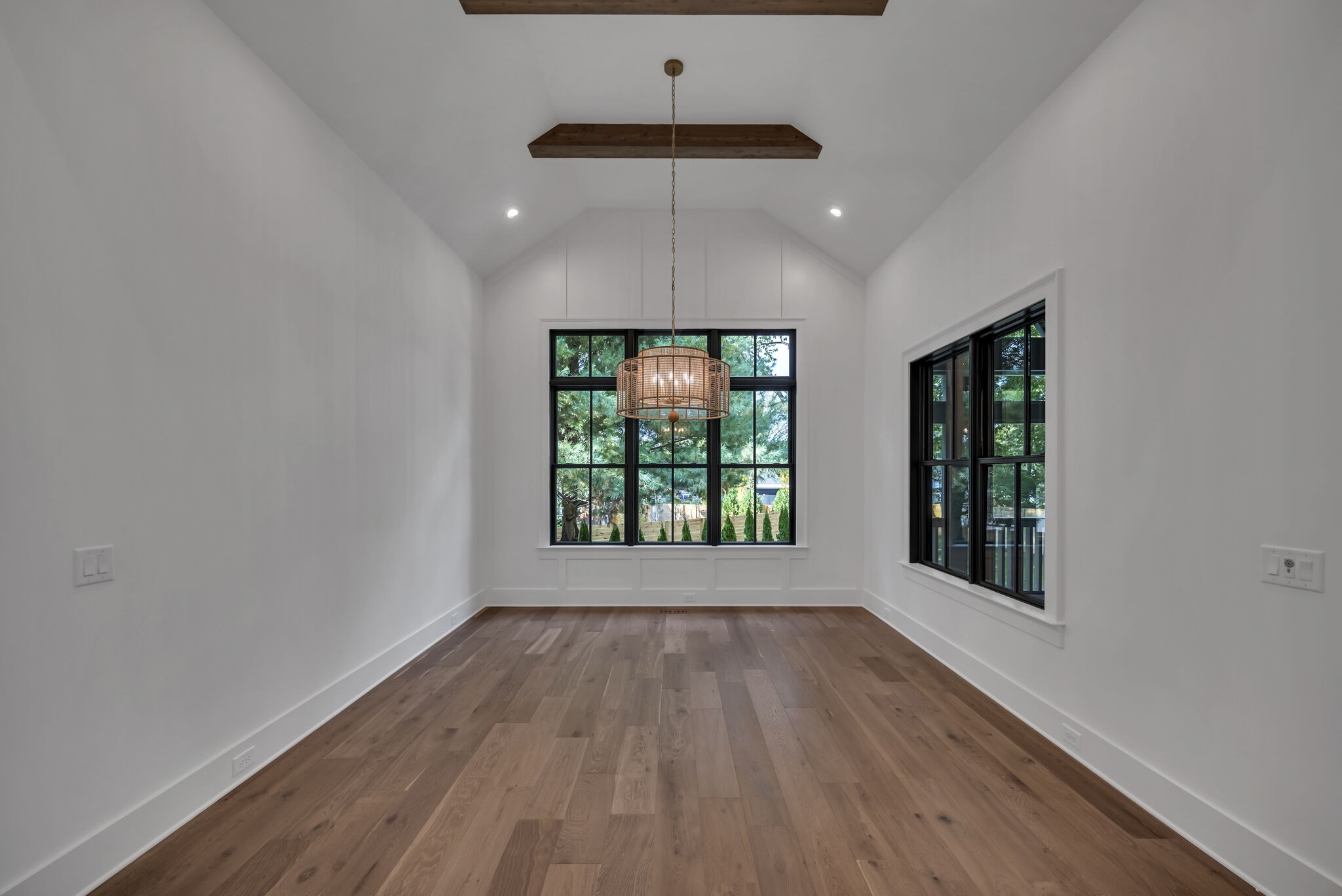 4125 Outer Dr
