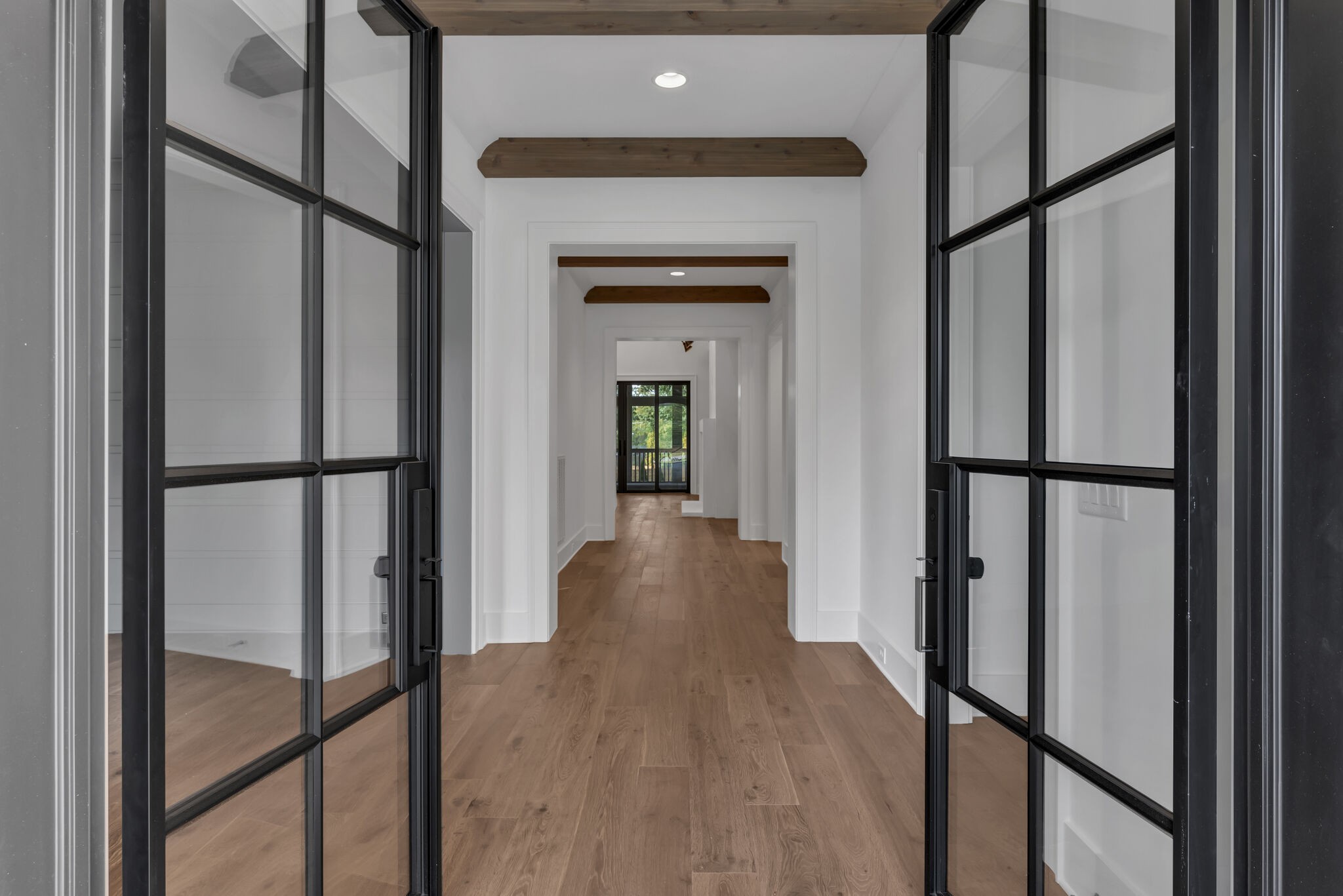 4125 Outer Dr