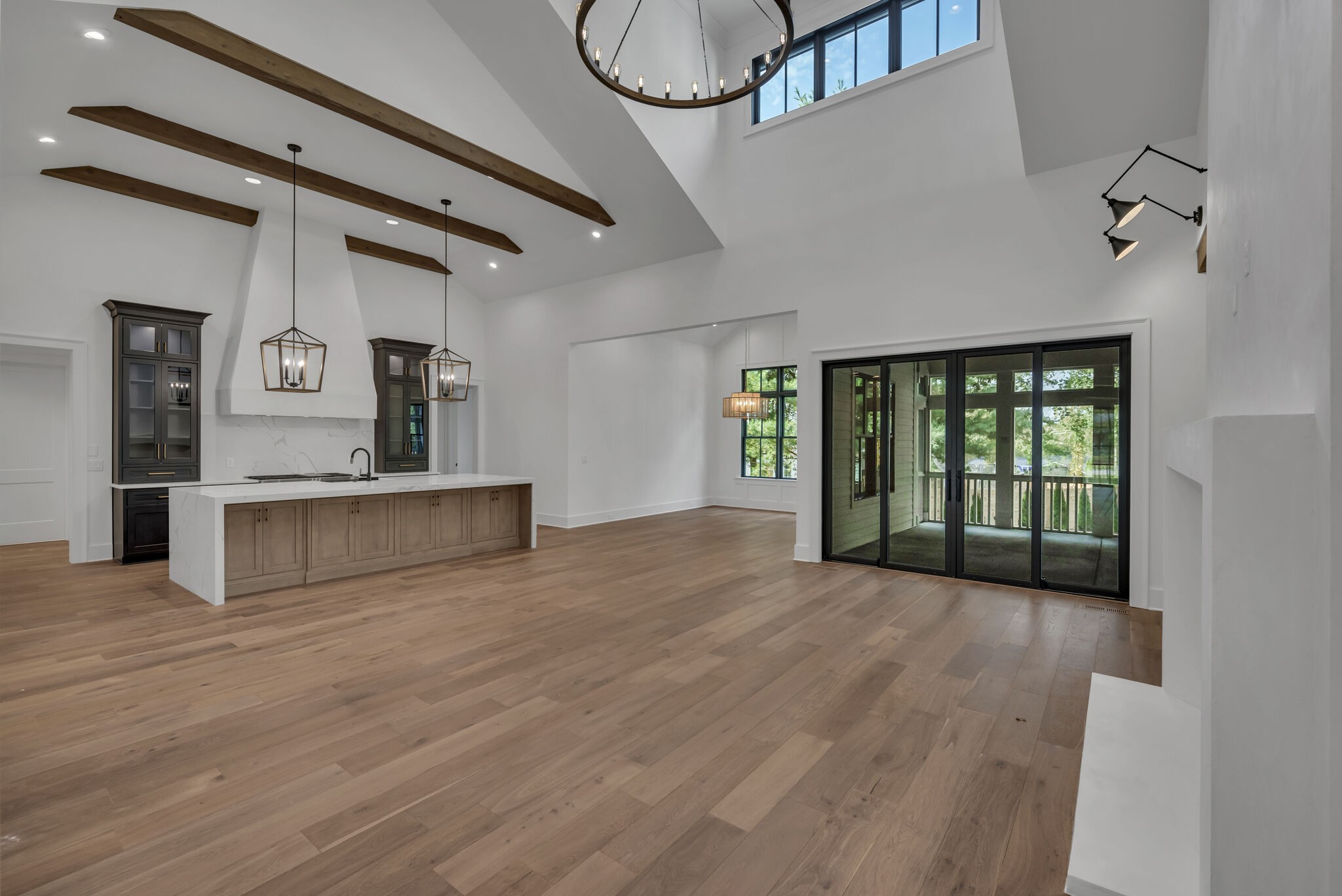 4125 Outer Dr