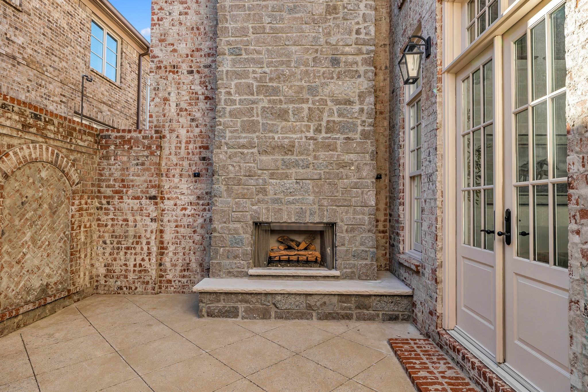 914 Bowring Park