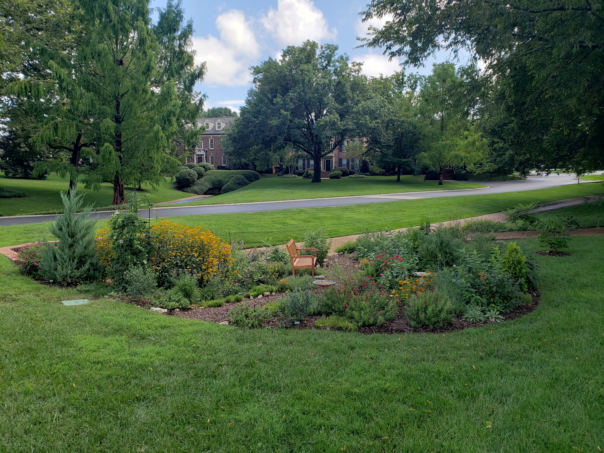 914 Bowring Park