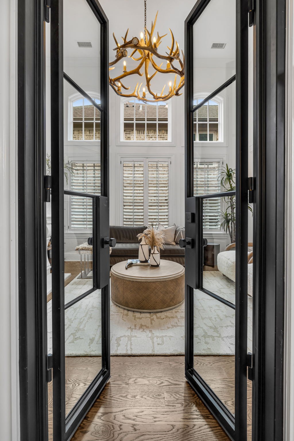 914 Bowring Park