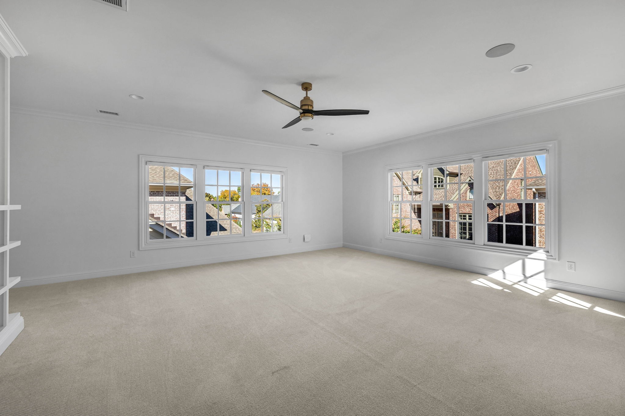 914 Bowring Park
