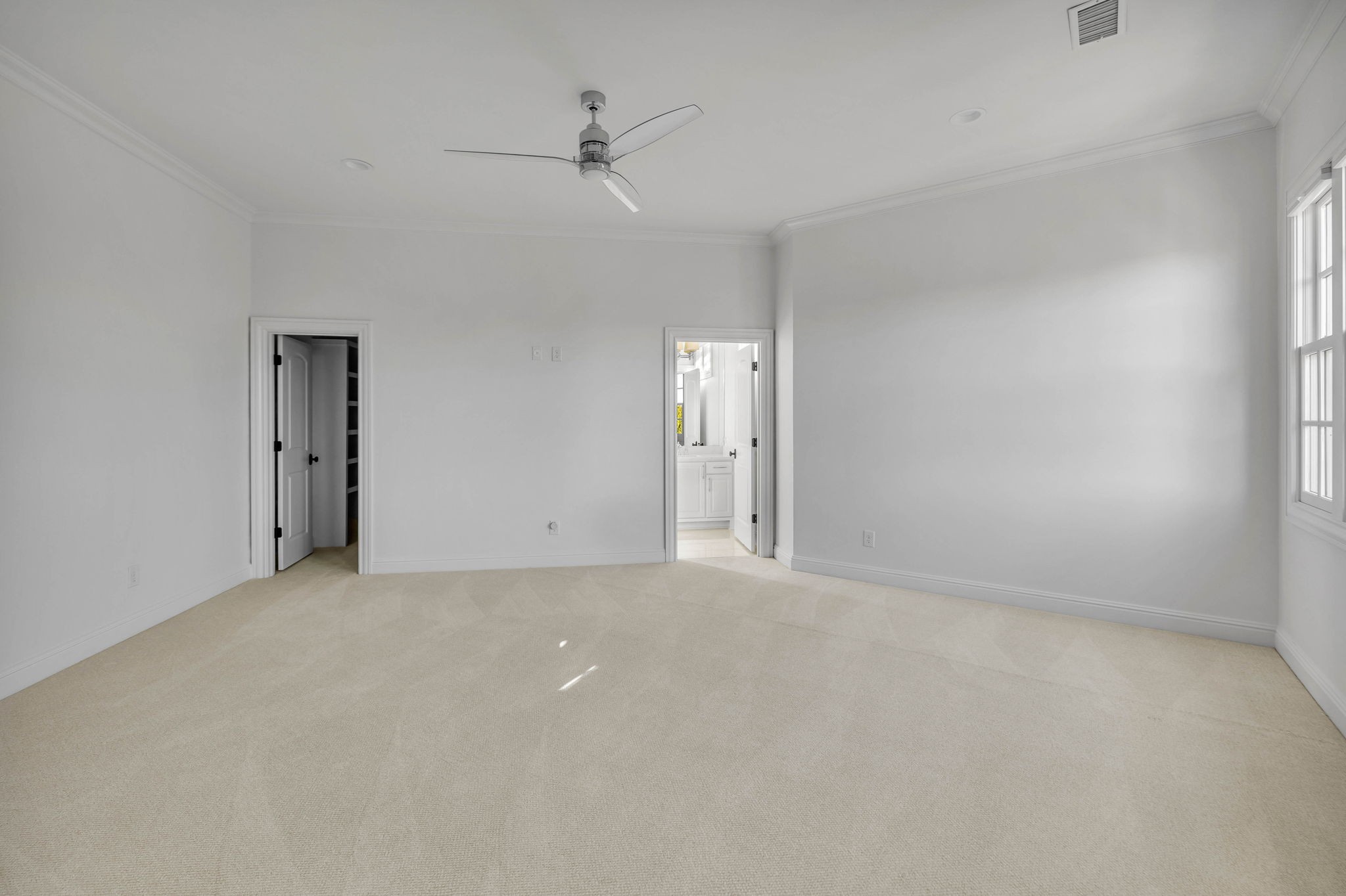 914 Bowring Park