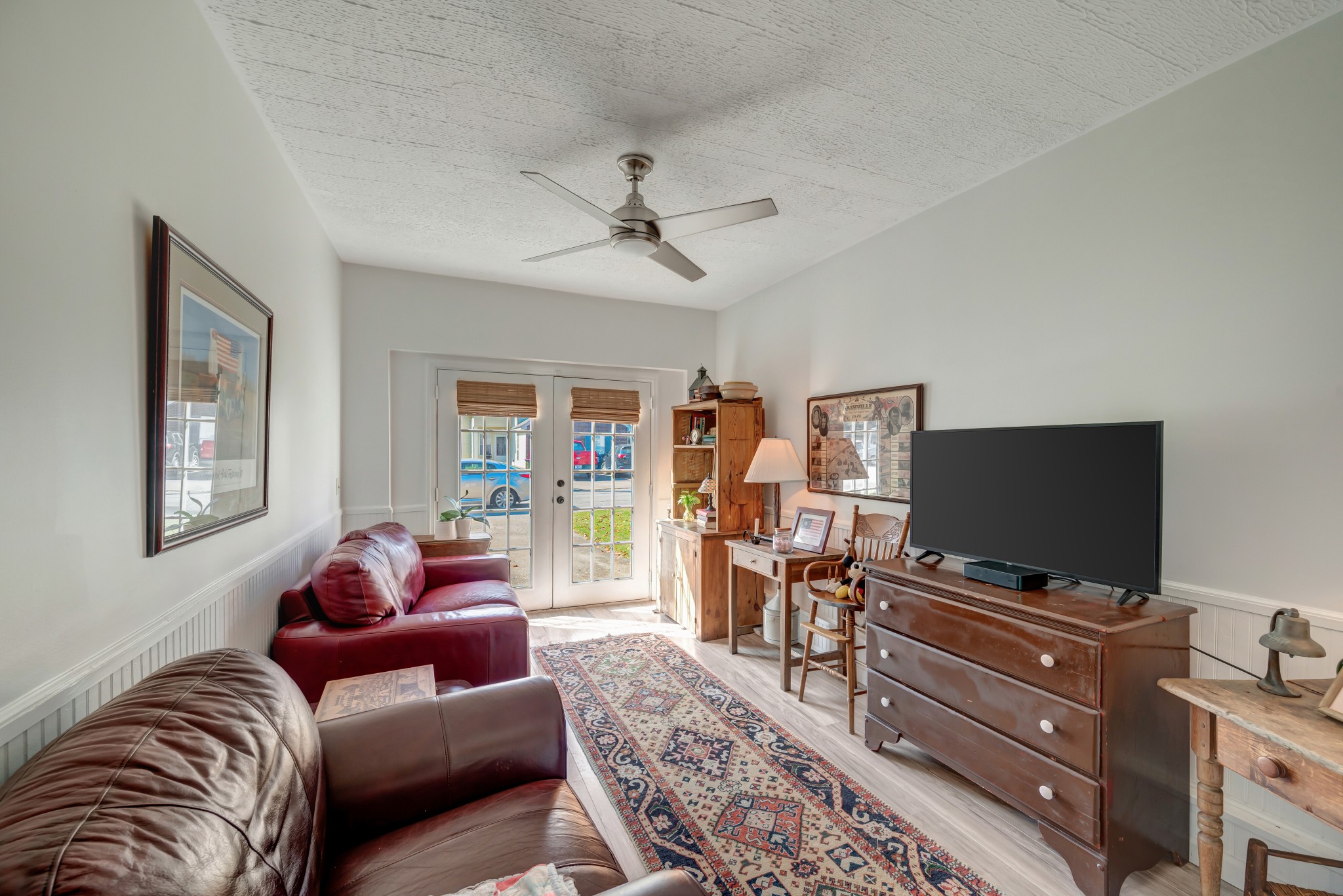 1006 Valley Dr