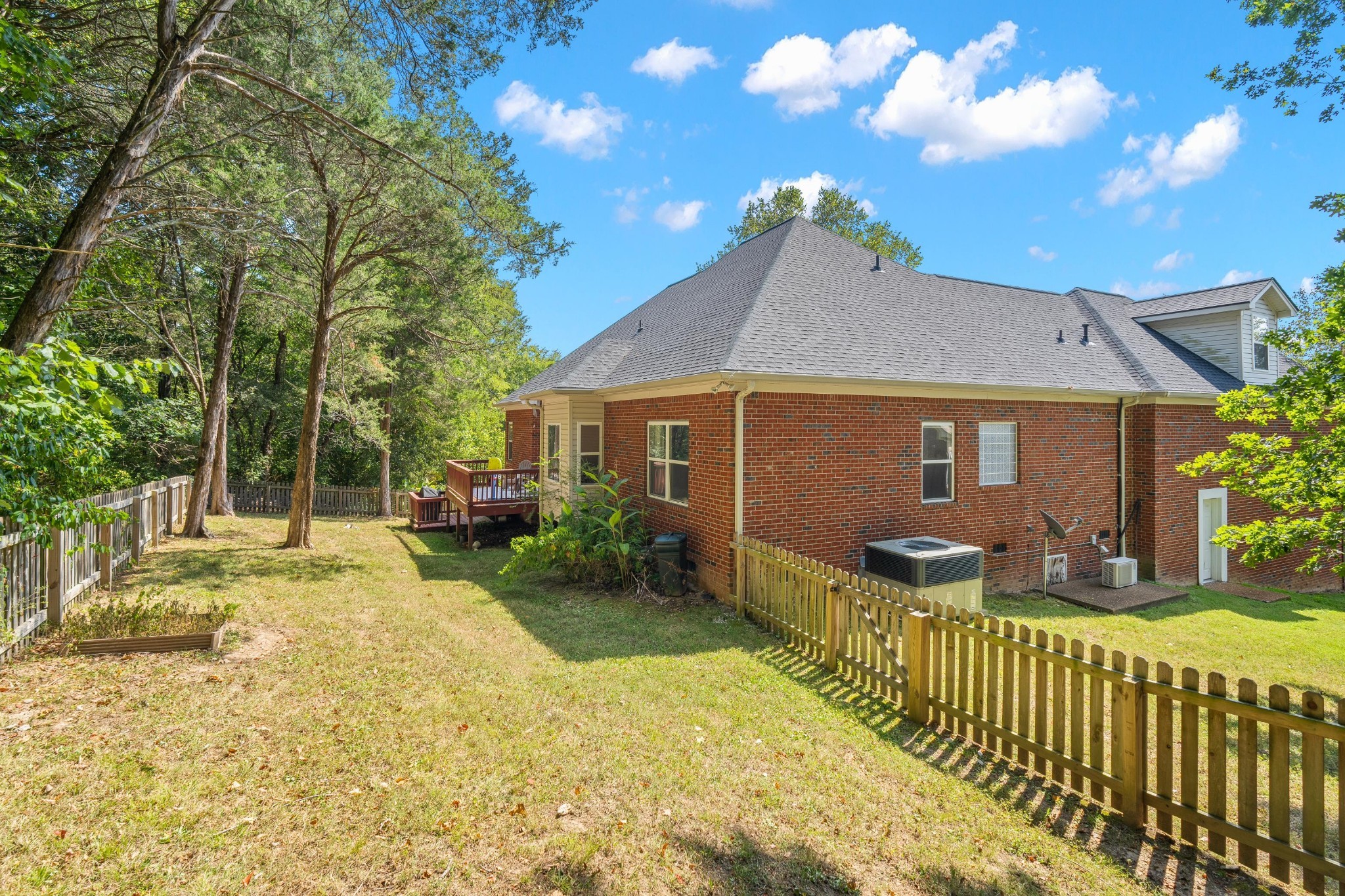2125 Sherbrooke Ln