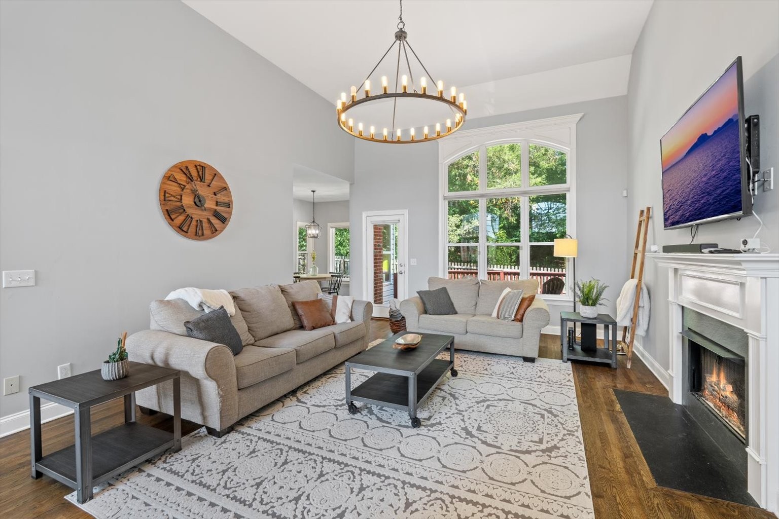 2125 Sherbrooke Ln