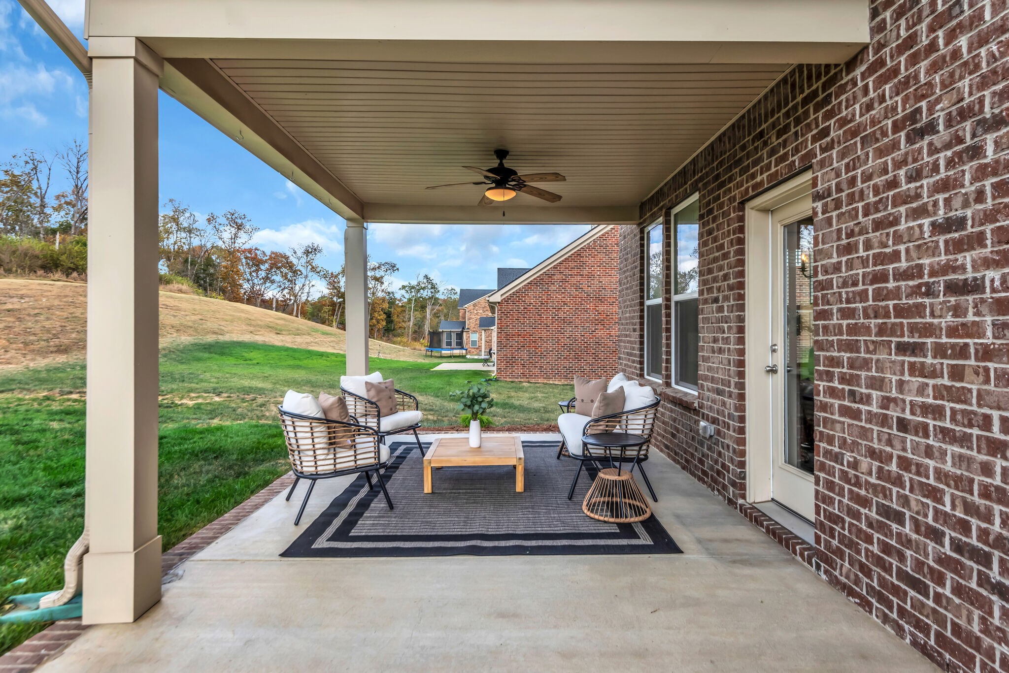 1220 Boxthorn Dr