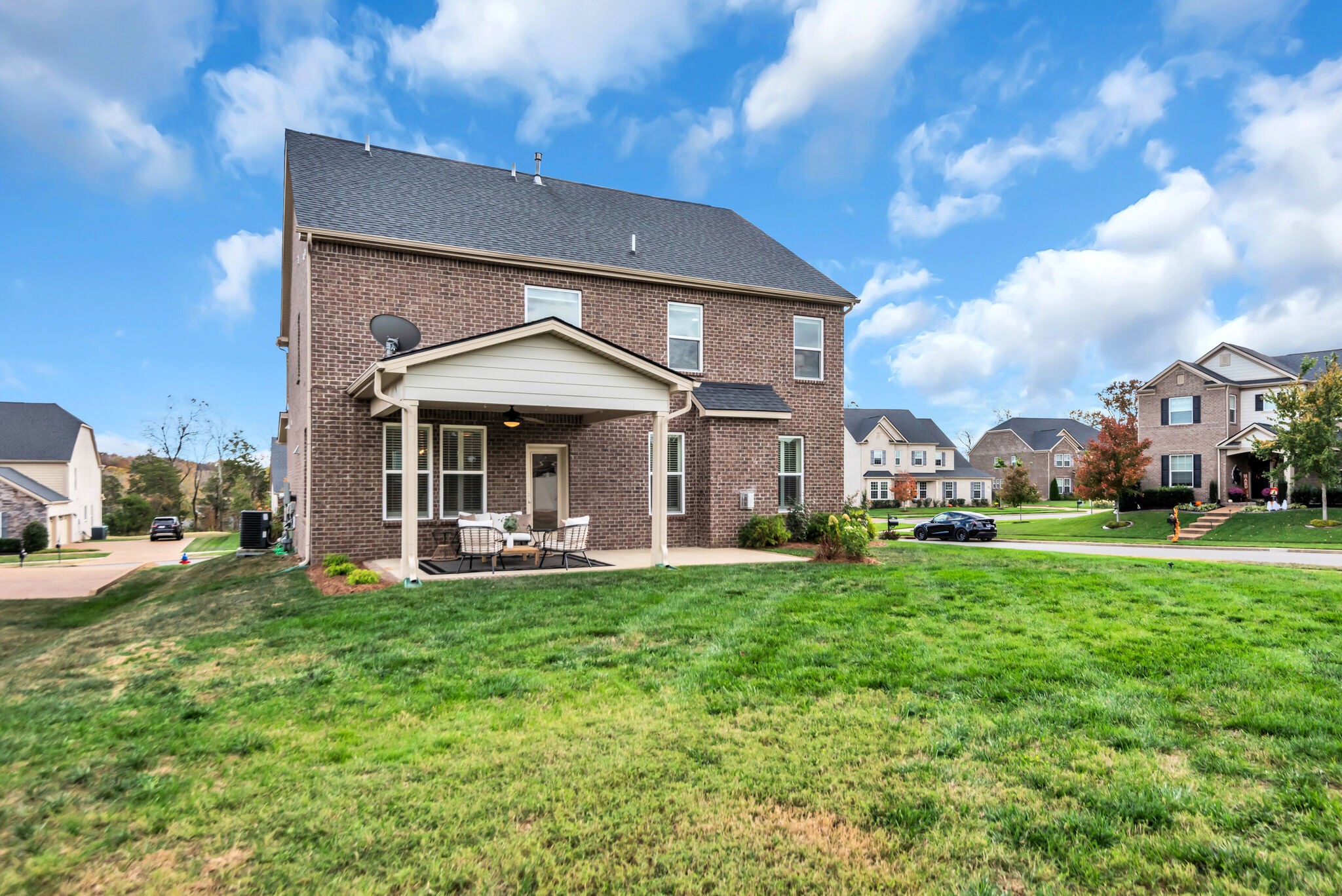 1220 Boxthorn Dr