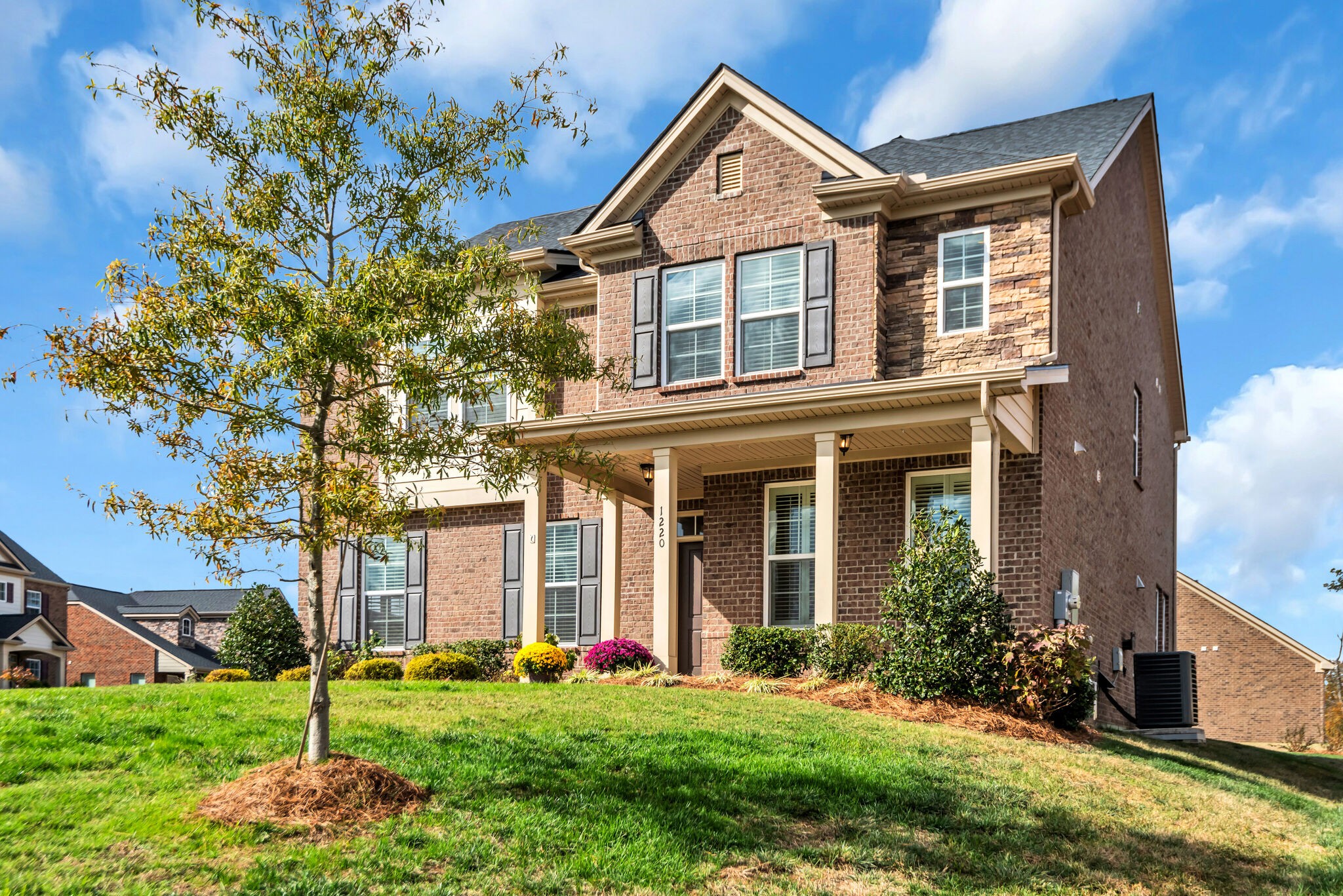1220 Boxthorn Dr