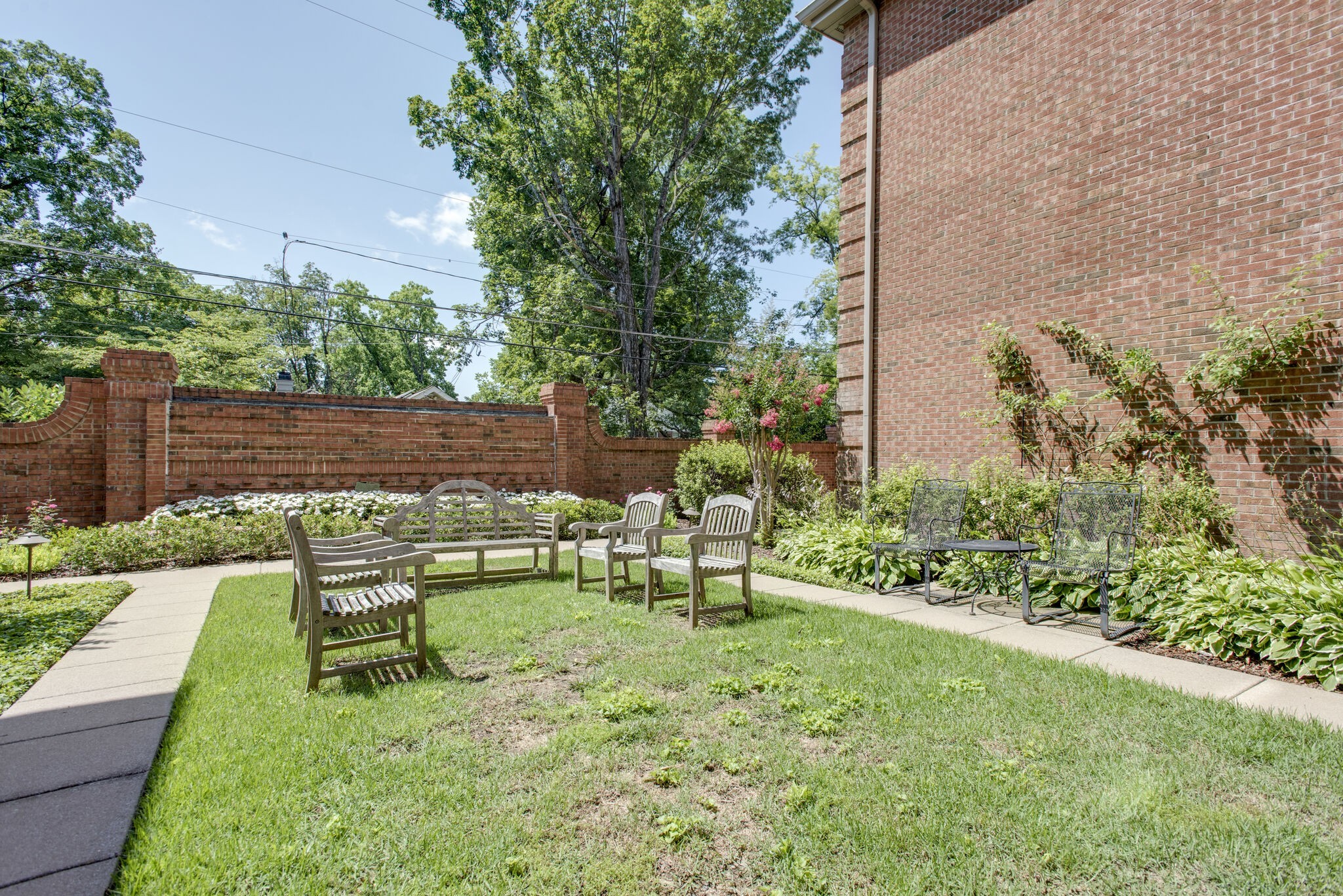3733 West End Avenue Unit: 102