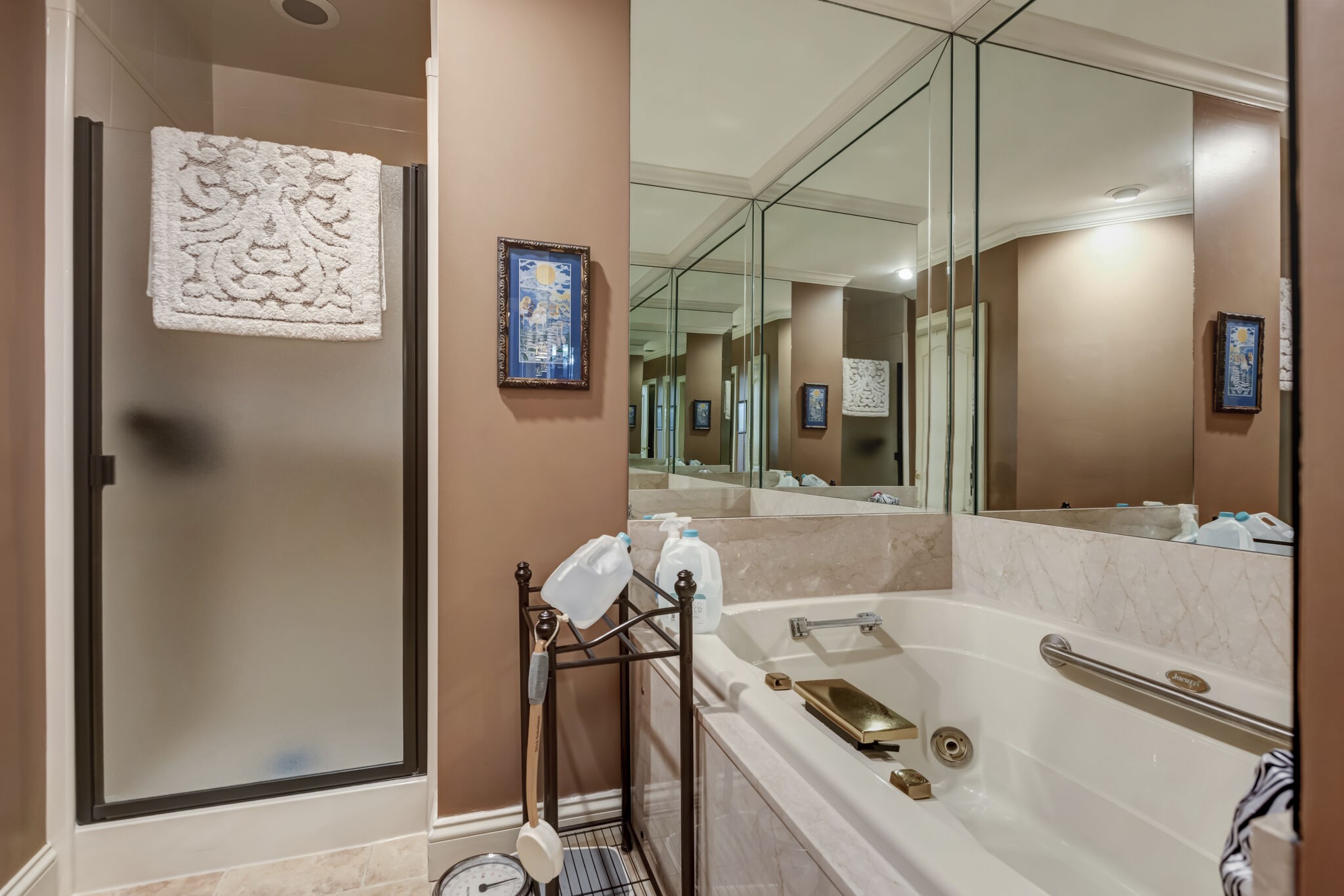3733 West End Avenue Unit: 102