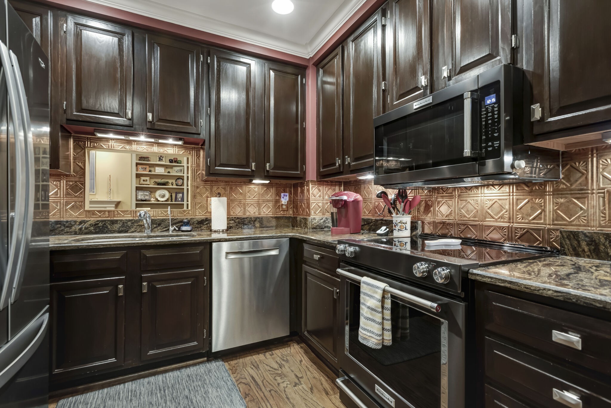 3733 West End Avenue Unit: 102