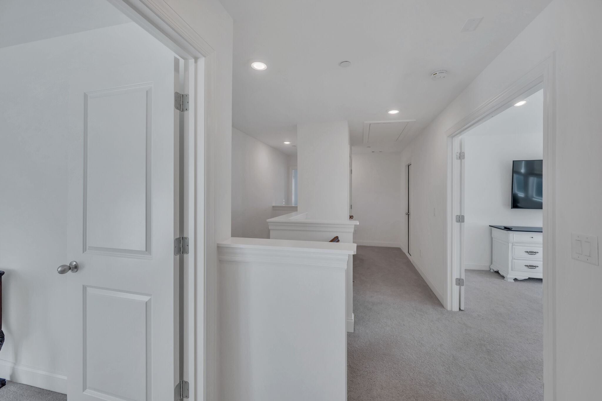 5025 Evangeline Pl