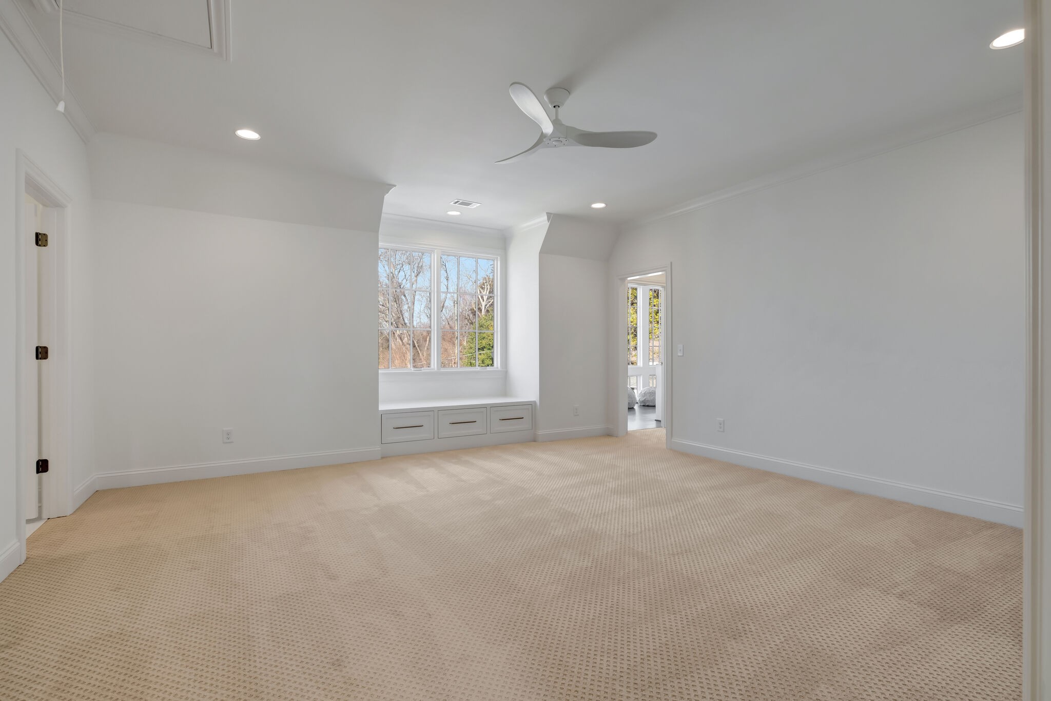 2402 Valley Brook Rd