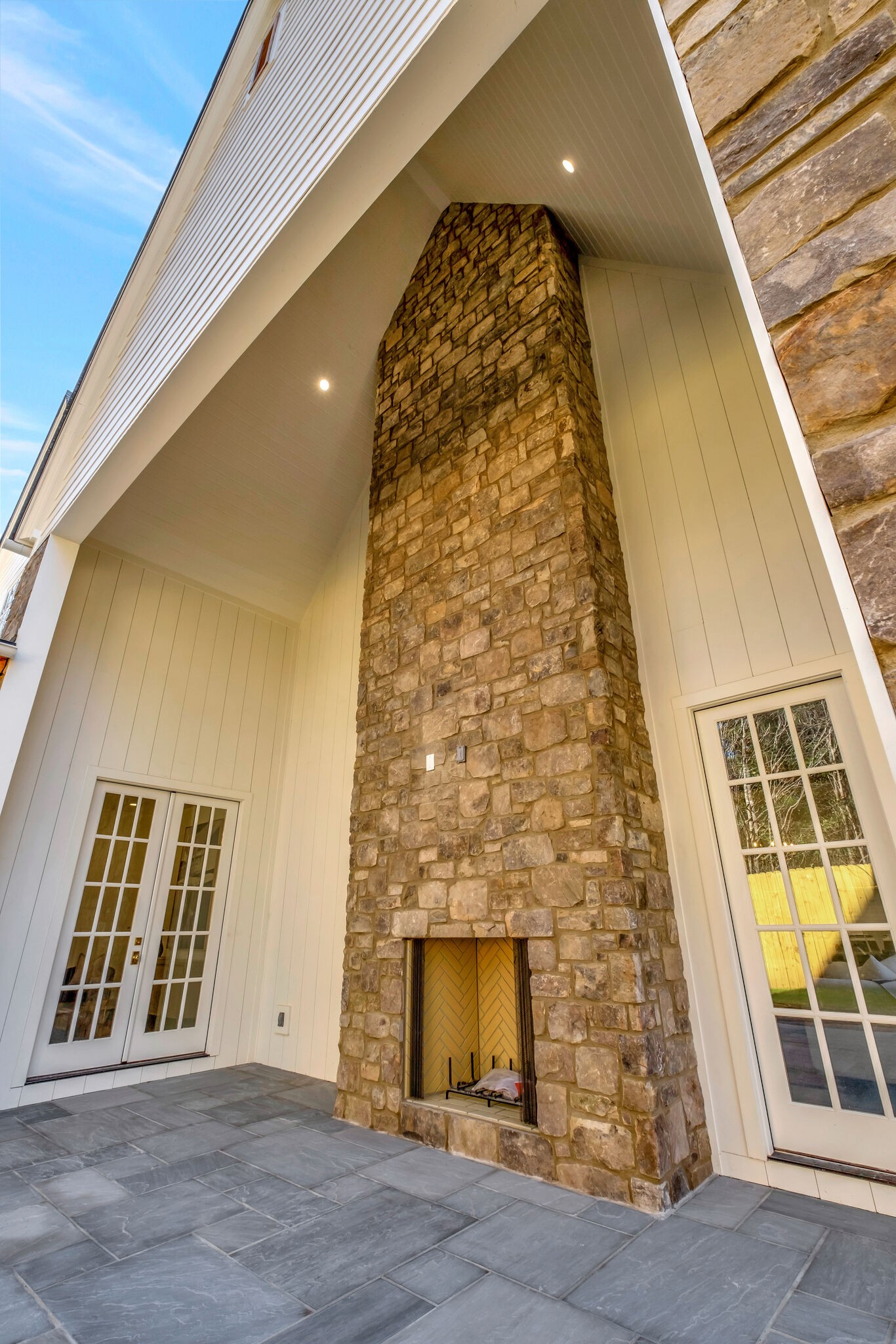 2402 Valley Brook Rd