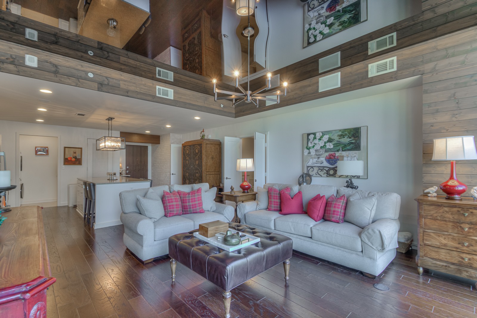 1212 Laurel St Unit: 1304