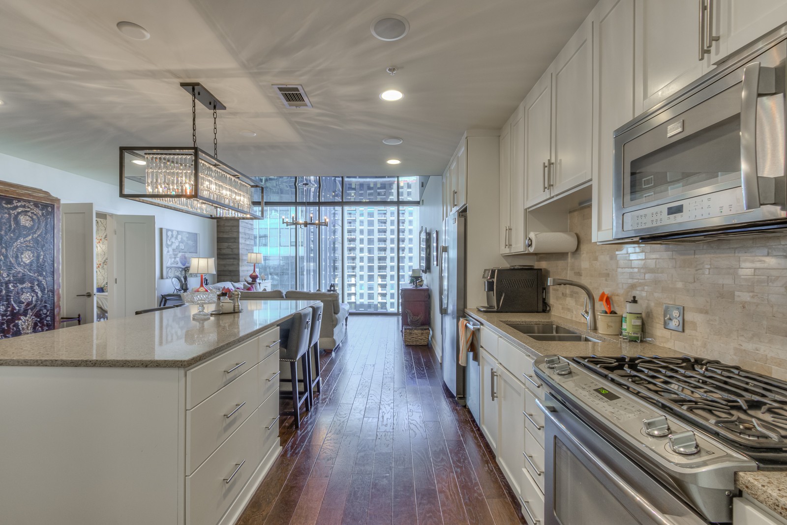 1212 Laurel St Unit: 1304