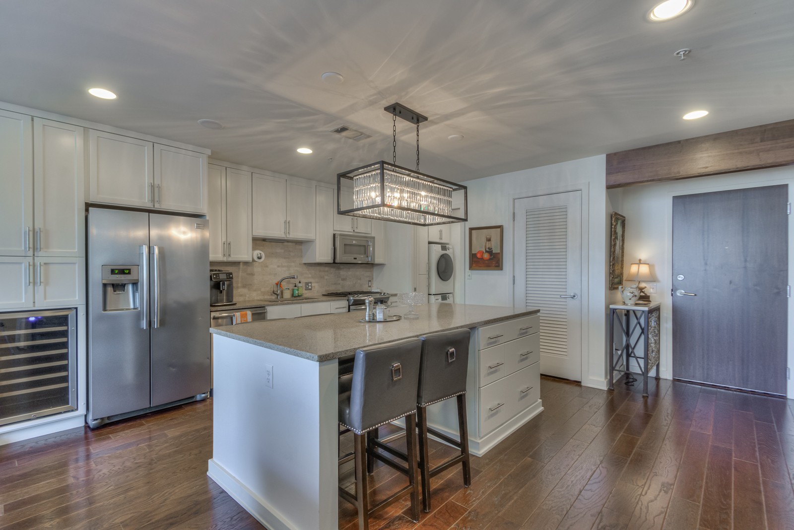 1212 Laurel St Unit: 1304