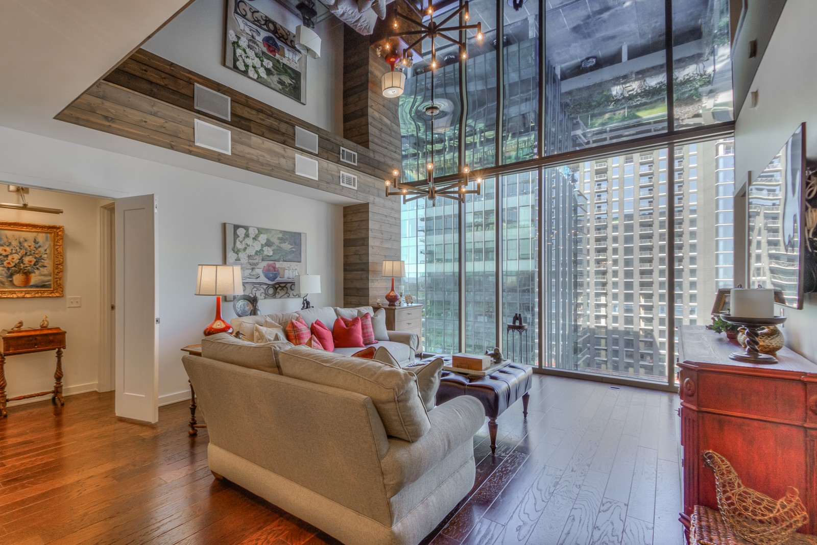 1212 Laurel St Unit: 1304