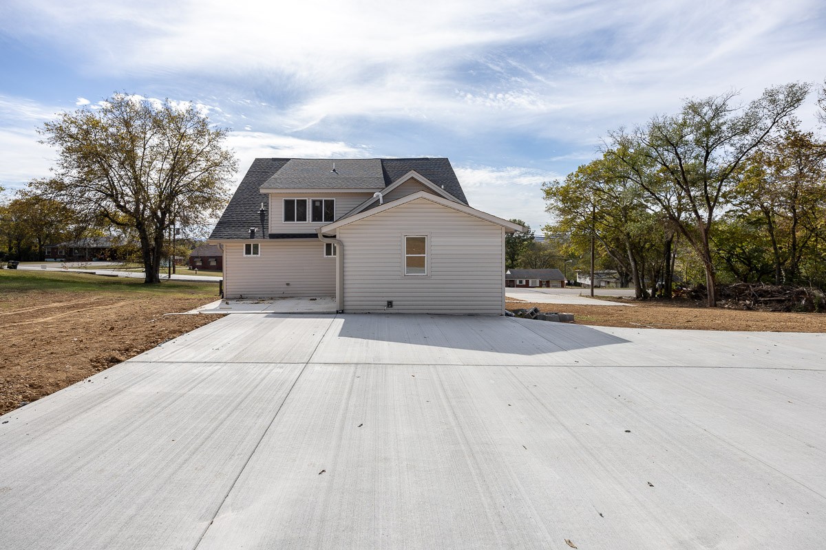 3900 Hydes Ferry Rd