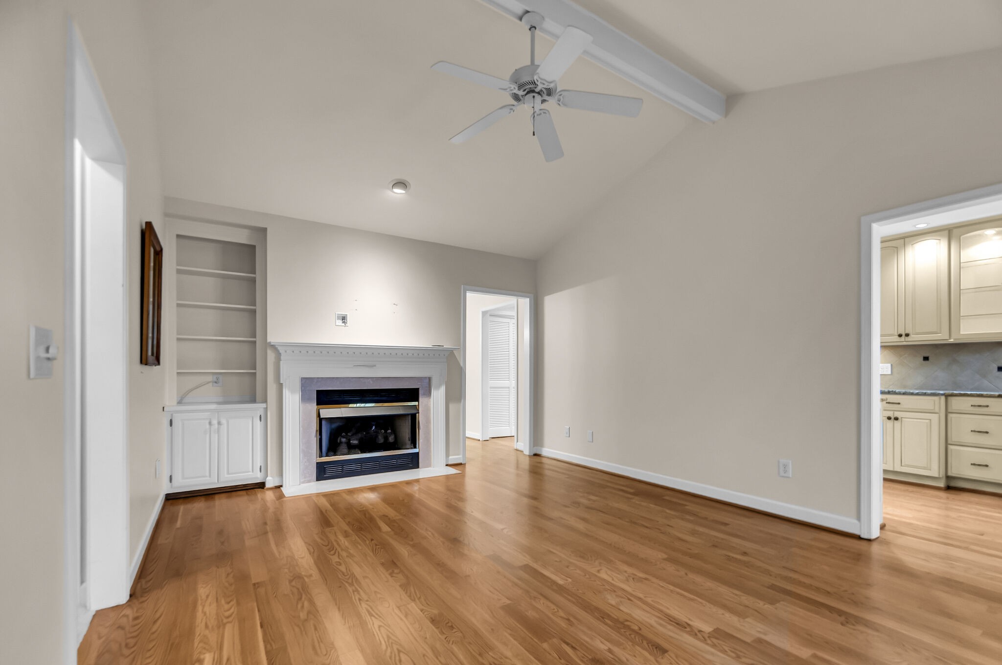 8725 Sawyer Brown Rd
