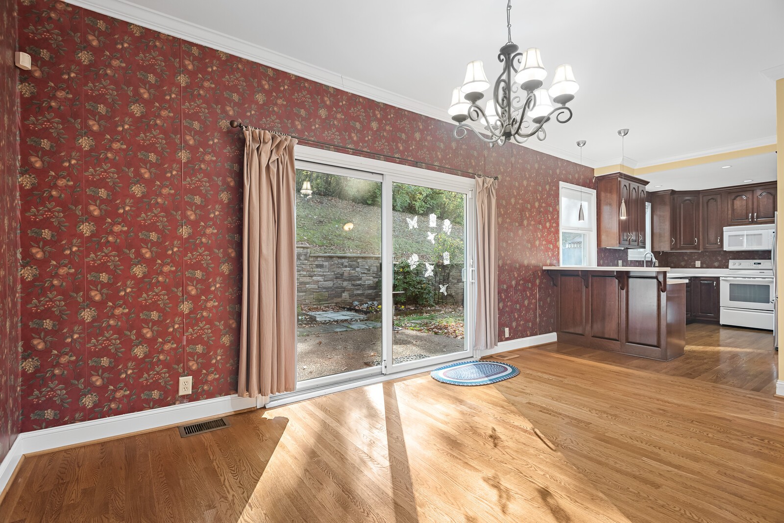 143 Jefferson Sq