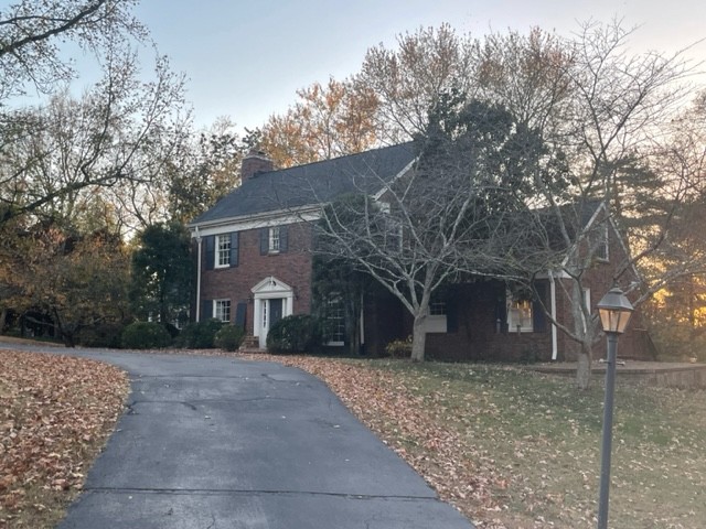 2435 Bear Rd