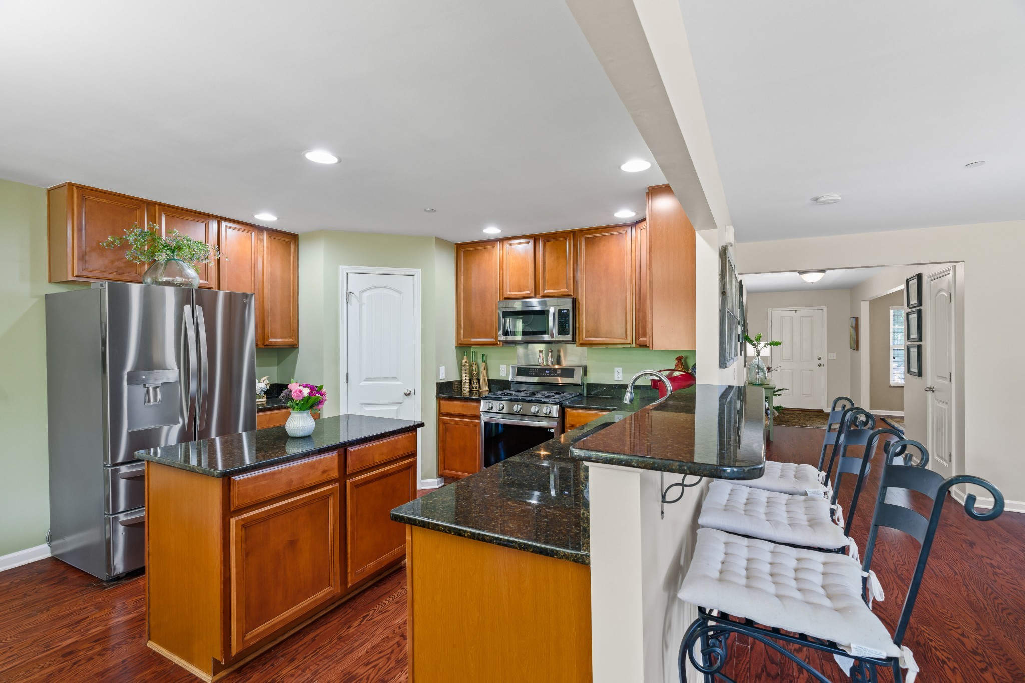 1351 Creekside Dr