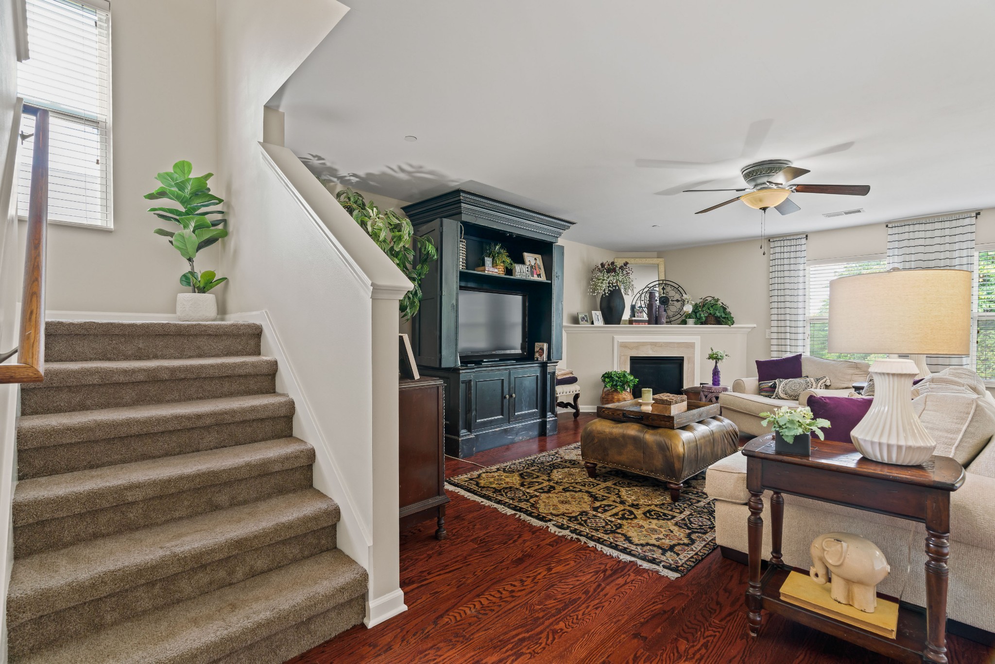 1351 Creekside Dr