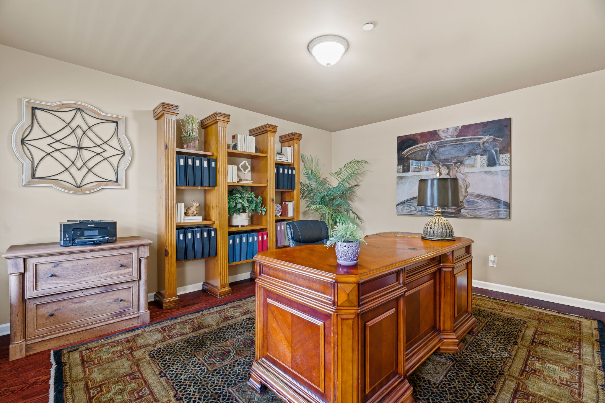 1351 Creekside Dr