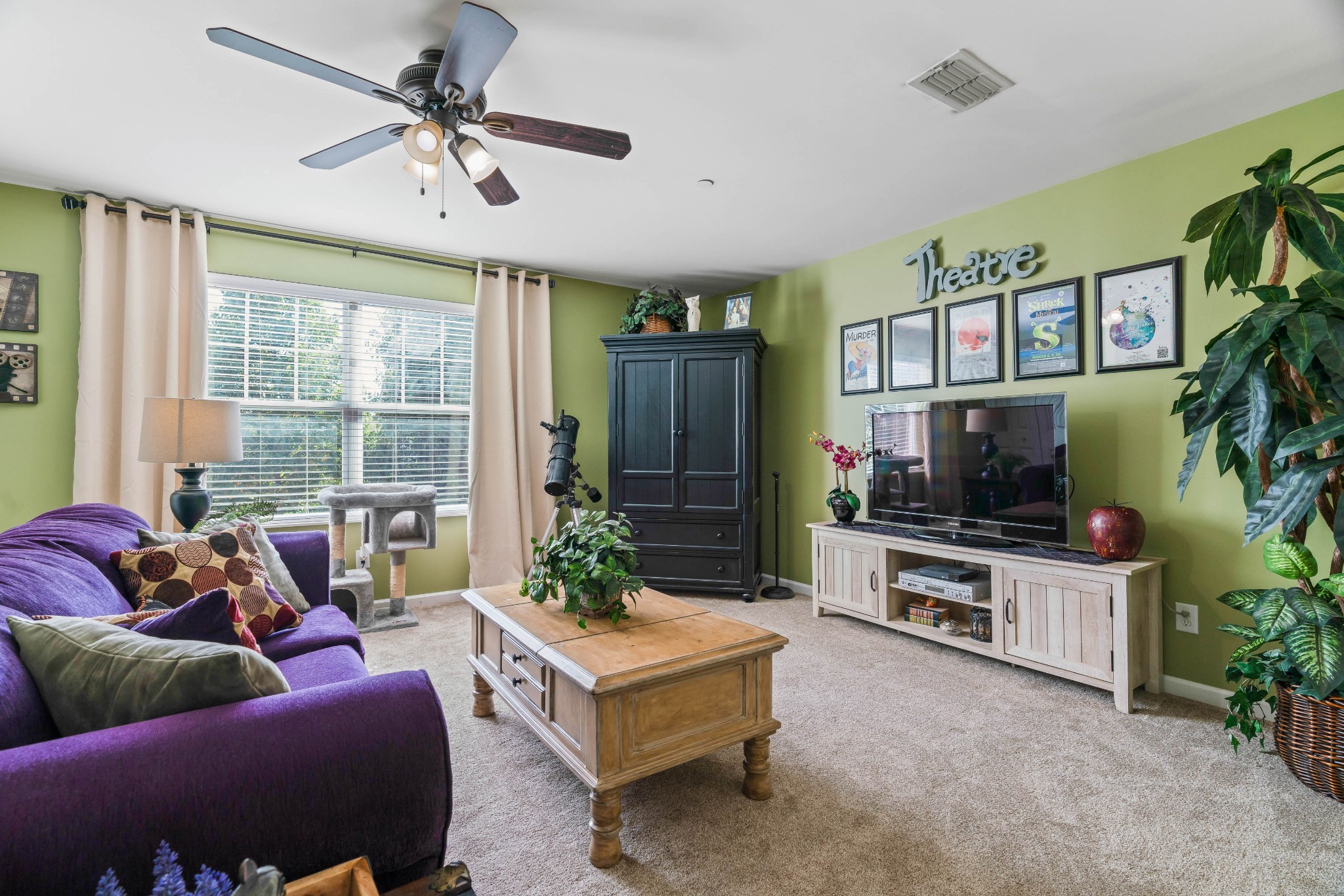 1351 Creekside Dr