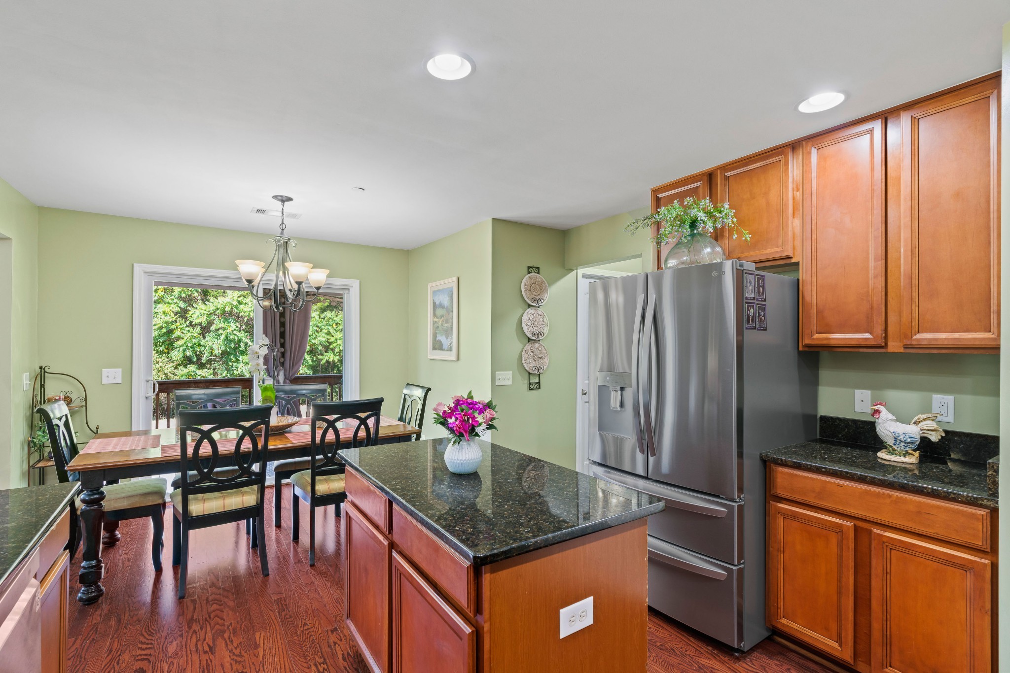 1351 Creekside Dr
