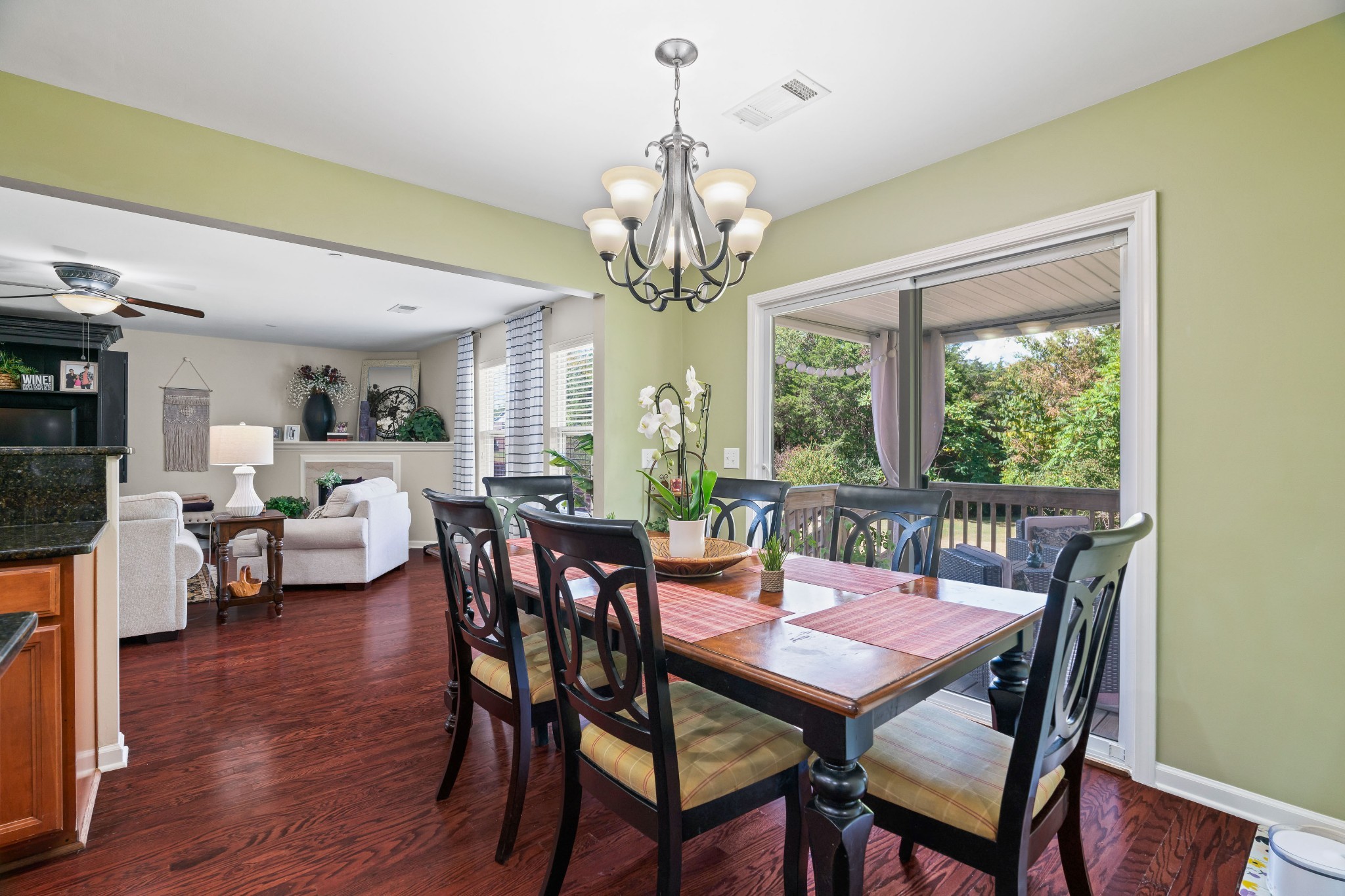 1351 Creekside Dr
