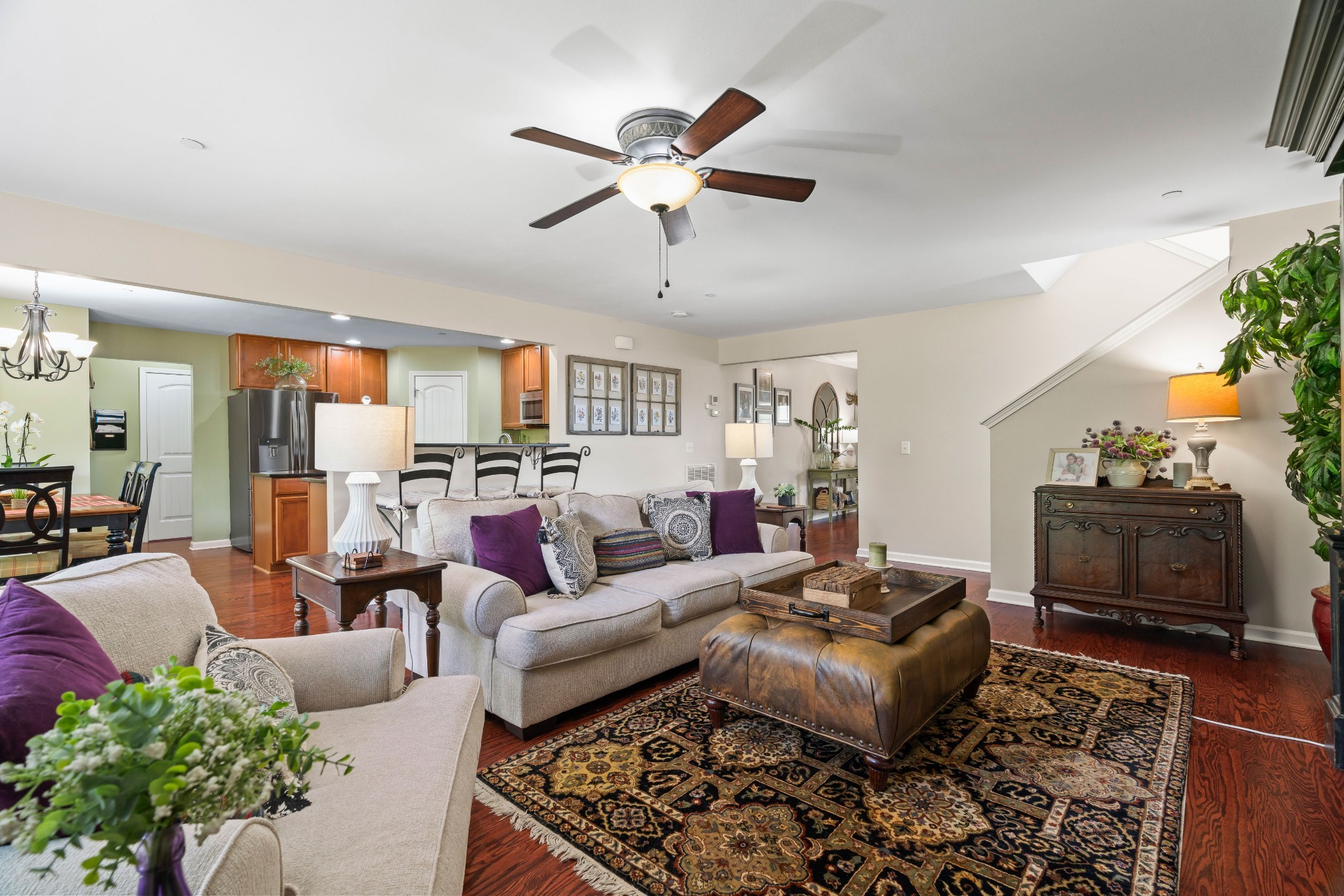 1351 Creekside Dr