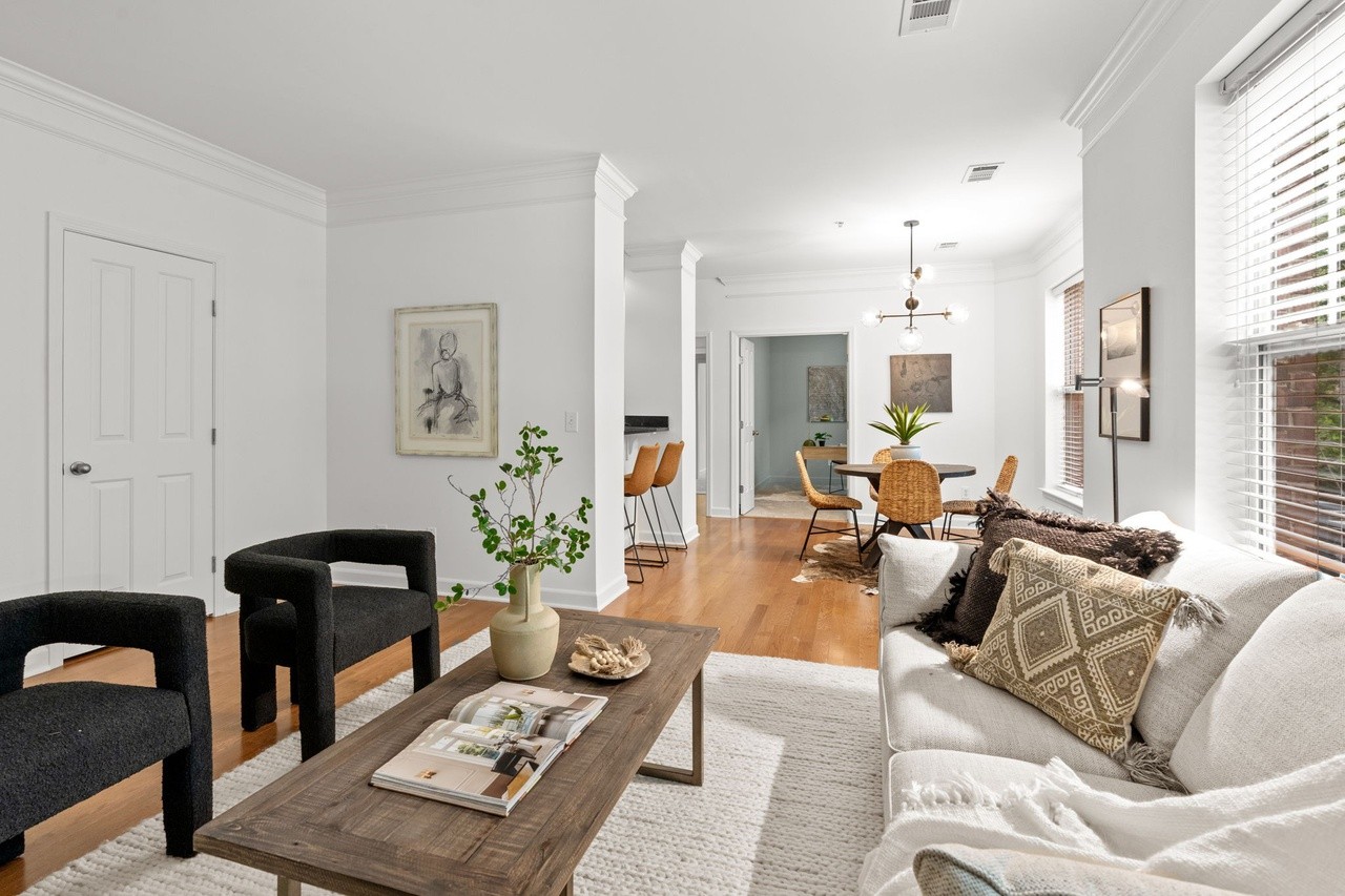 2310 Elliott Ave Unit: 606