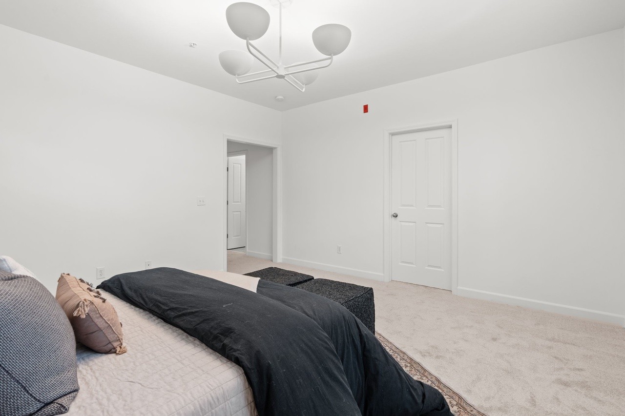 2310 Elliott Ave Unit: 606