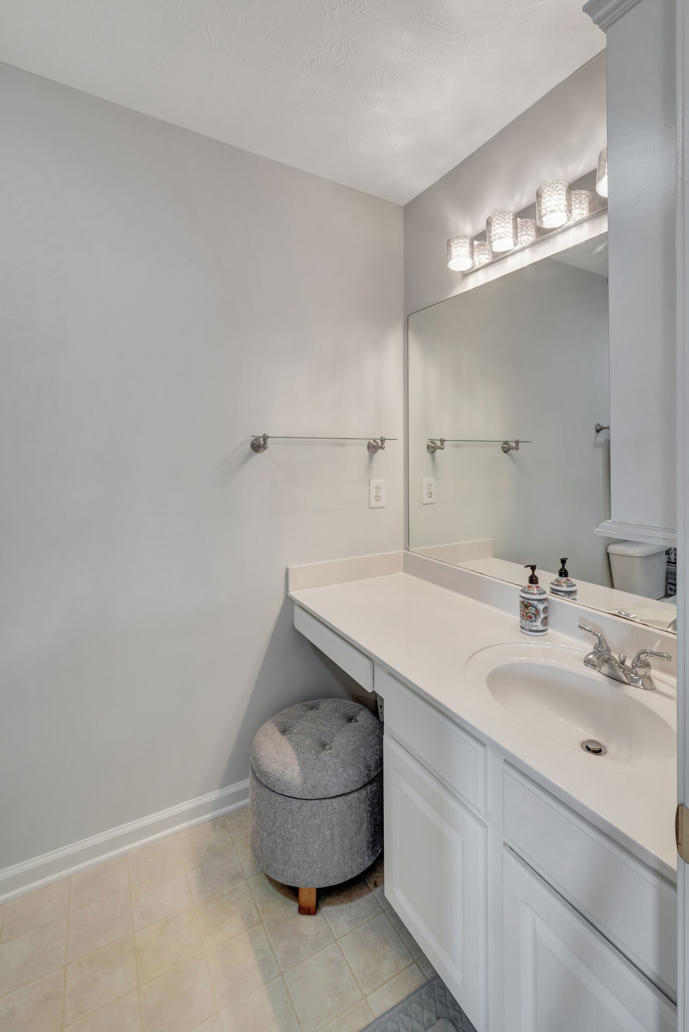 3135 Harpeth Springs Dr