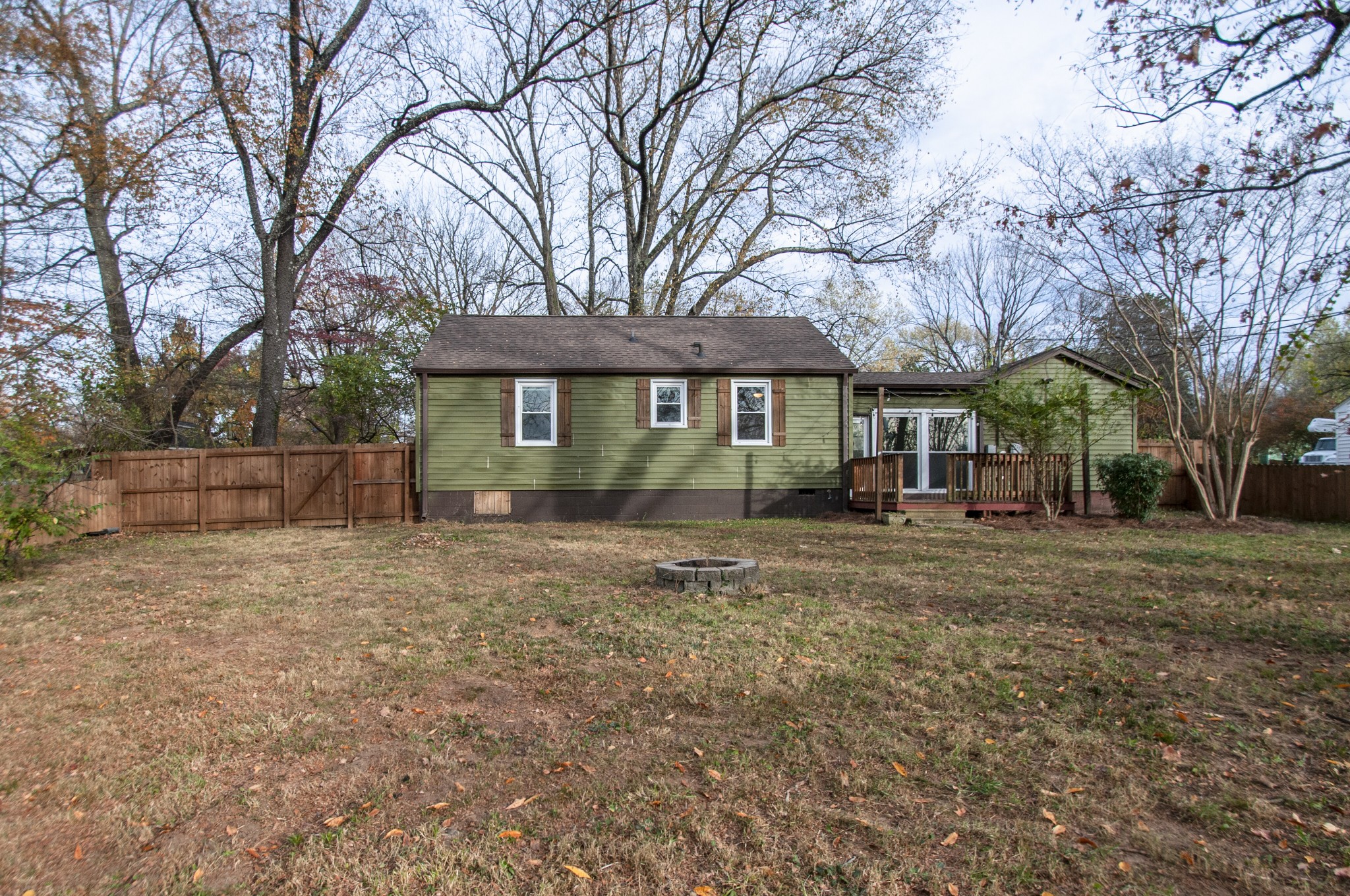 1202 Coarsey Dr