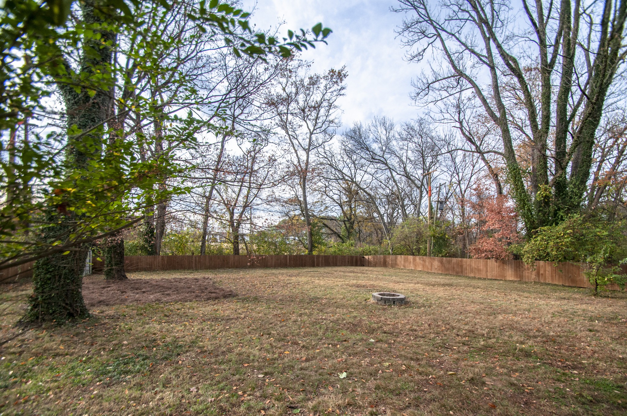 1202 Coarsey Dr