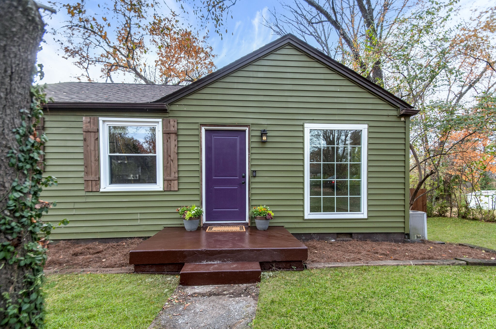 1202 Coarsey Dr