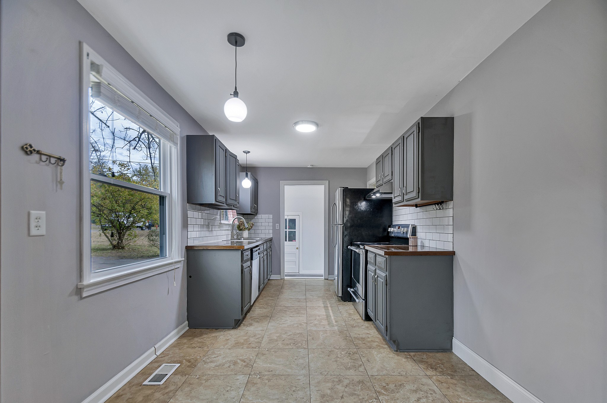 1202 Coarsey Dr