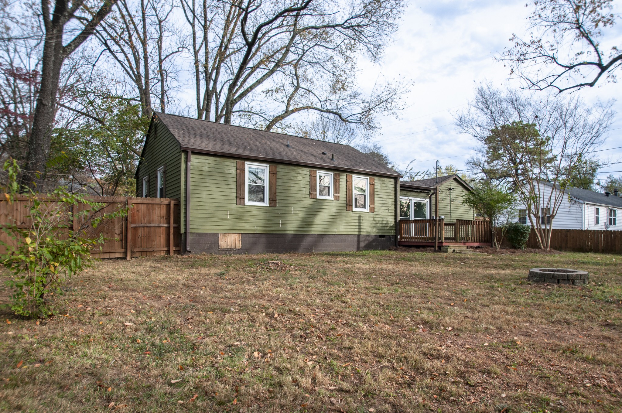 1202 Coarsey Dr
