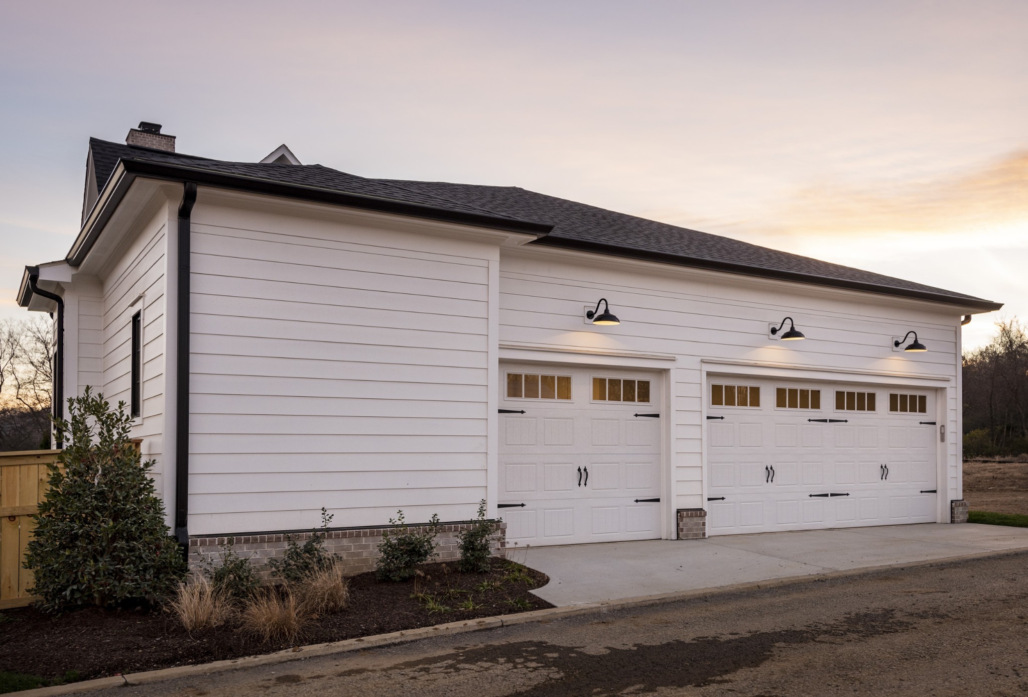 406 Stephens Valley Blvd