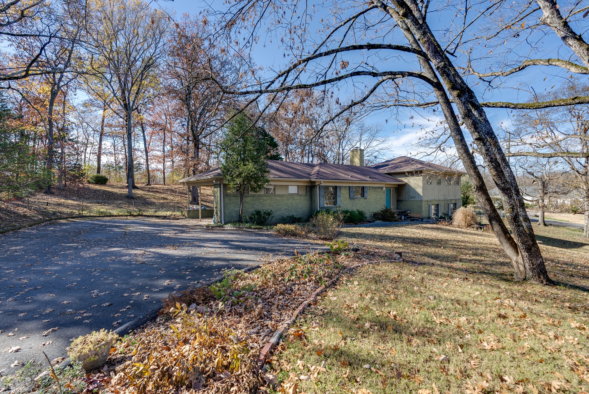 719 Greeley Dr