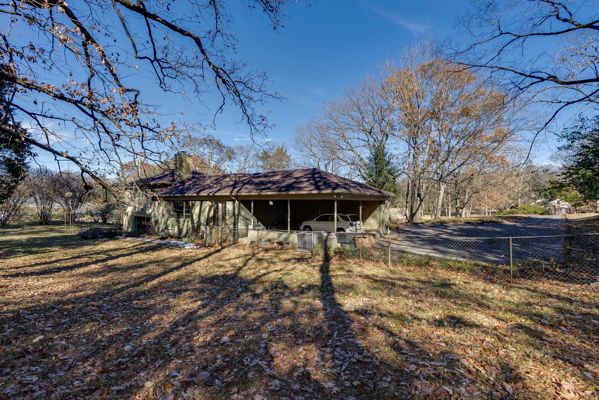 719 Greeley Dr