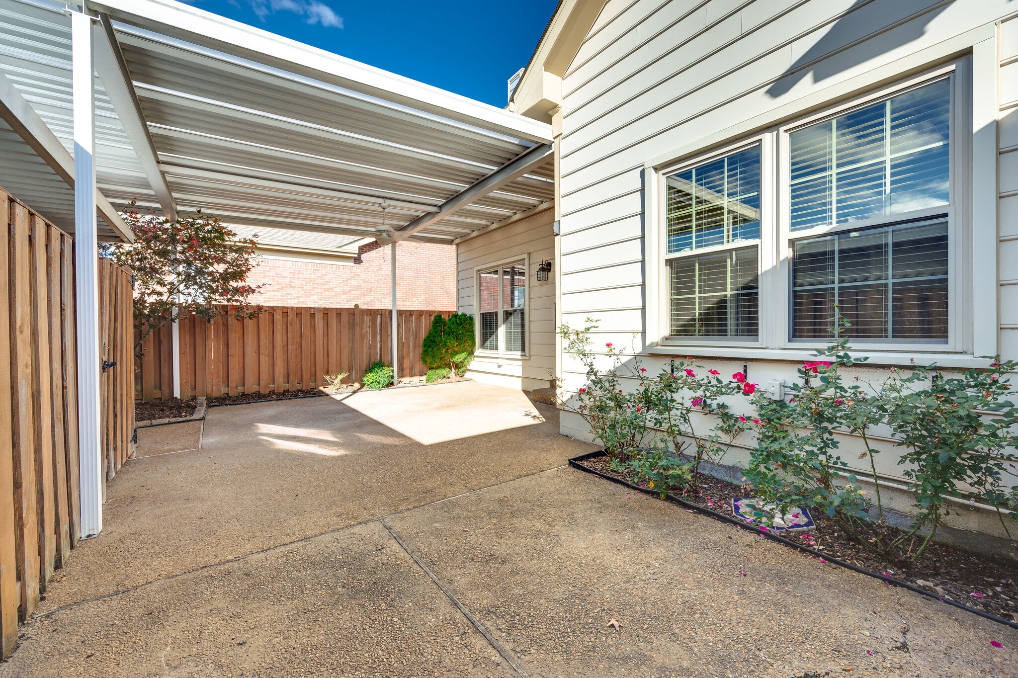 9014 Sawyer Brown Rd