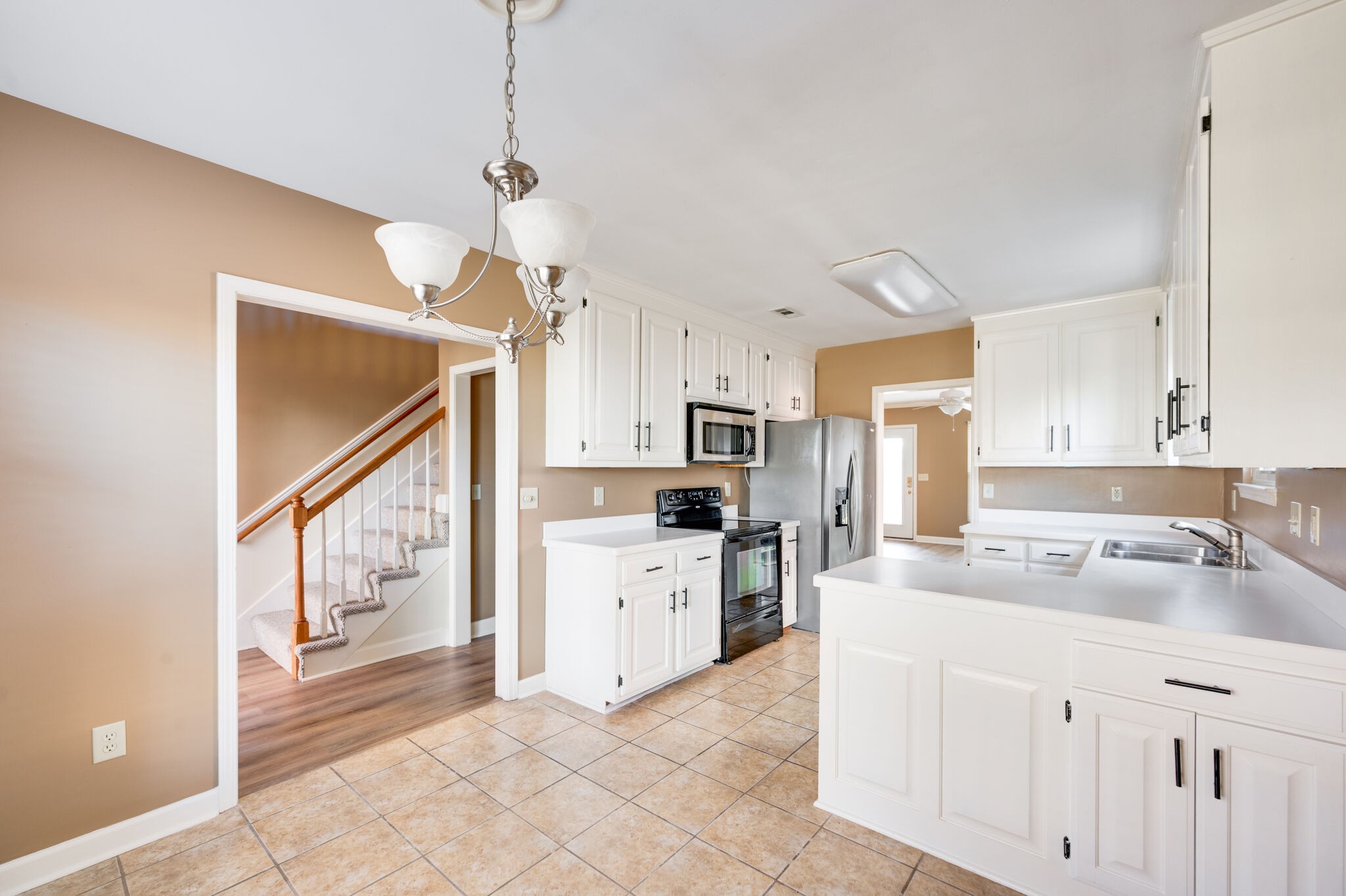 9014 Sawyer Brown Rd