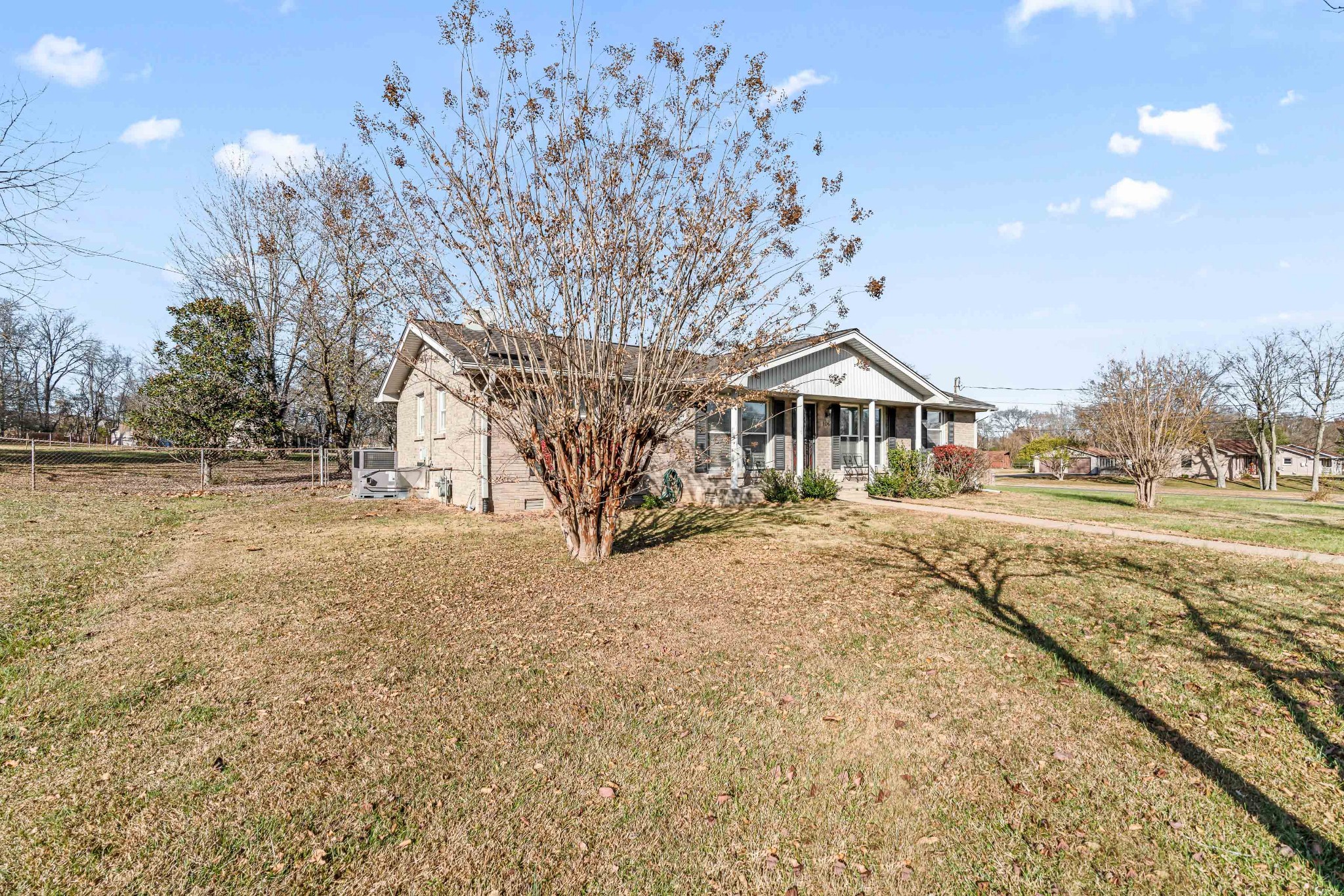 106 Creekwood Dr