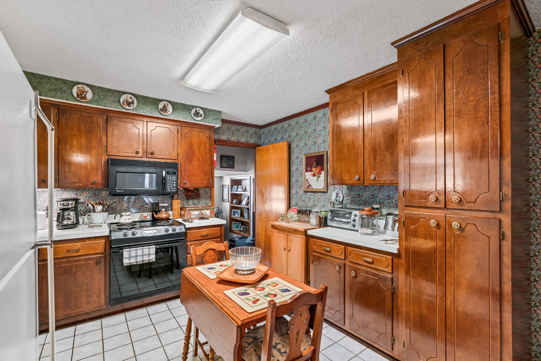106 Creekwood Dr